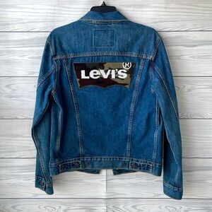 Levi's‎ Men’s Denim Trucker Jean Jacket Fort Mason Camo Patch Long Sleeve